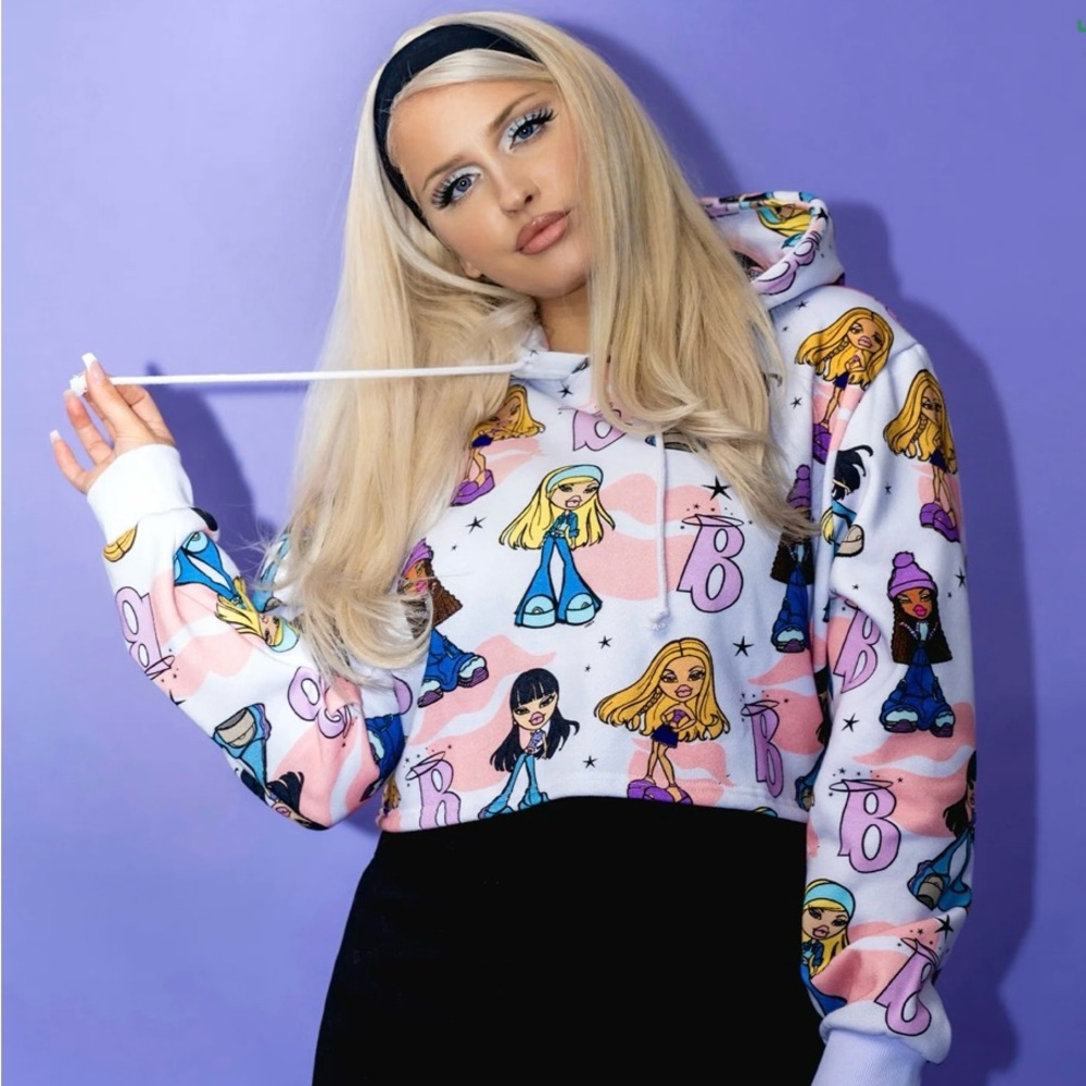 Bratz crop hoodie size small.